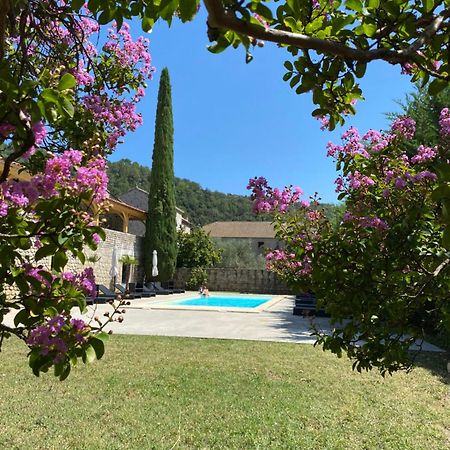 Domaine Les Buis Bed & Breakfast Saint-Fortunat-sur-Eyrieux Екстериор снимка