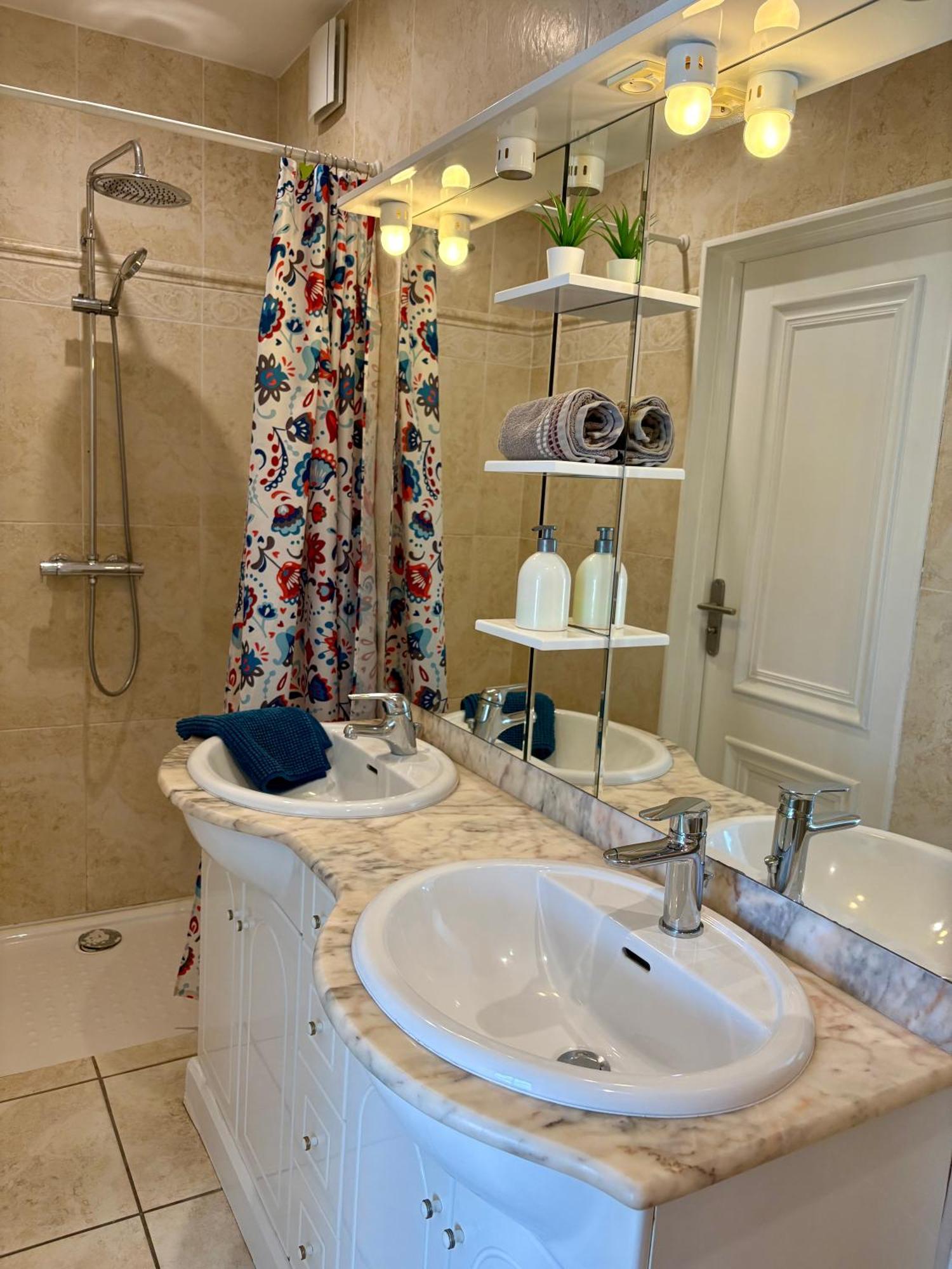 Domaine Les Buis Bed & Breakfast Saint-Fortunat-sur-Eyrieux Екстериор снимка