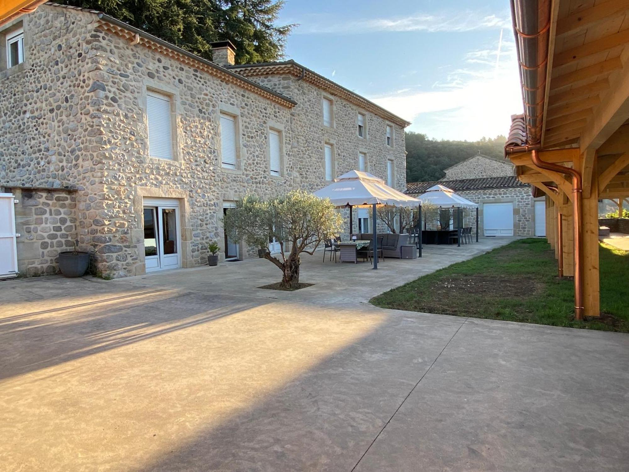 Domaine Les Buis Bed & Breakfast Saint-Fortunat-sur-Eyrieux Екстериор снимка