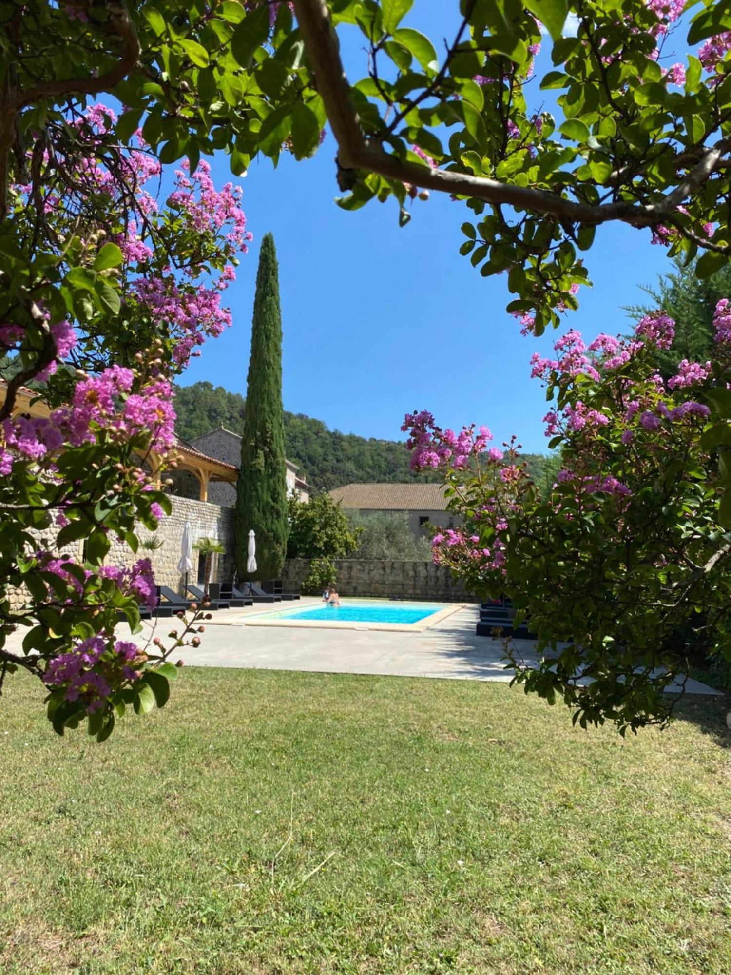 Domaine Les Buis Bed & Breakfast Saint-Fortunat-sur-Eyrieux Екстериор снимка